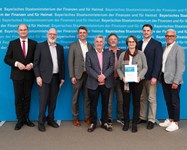 Finanz- und Heimatminister Albert Füracker verleiht "Demografiepreis Bayern 2024"