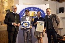 Finanz- und Heimatminister Albert Füracker verleiht Auszeichnung „Musikantenfreundliches Wirtshaus“
